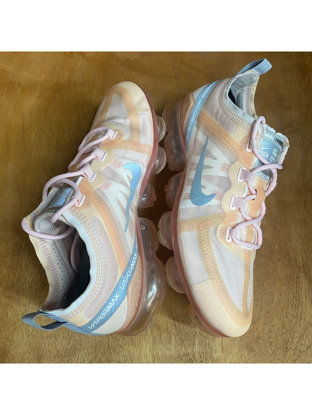 Nike Air Vapormax Womens Sz 8 Running Shoes Peach Pink Silver Sneaker CQ9703-600